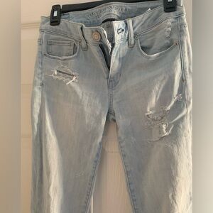 AE light wash distressed skinny jeans